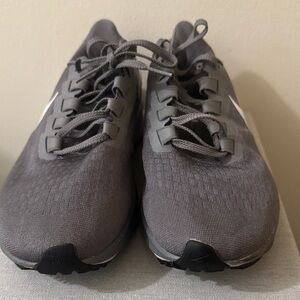 Nike Men's  AIR PEGASUS Dark Gray Sneakers